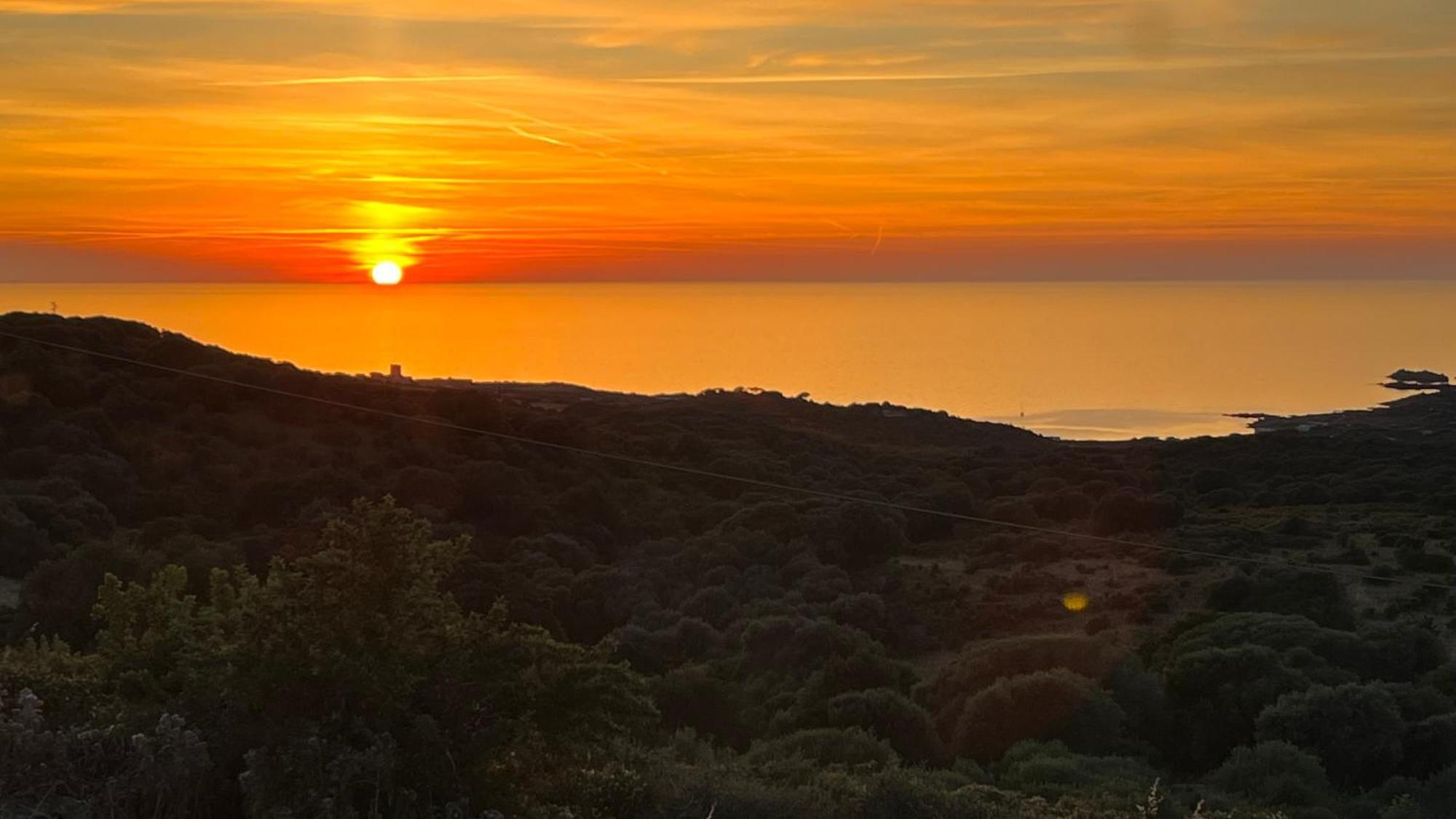 Isola Rossa Appartamenti Paduledda Экстерьер фото